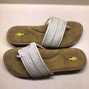 Volatile sandals size 10